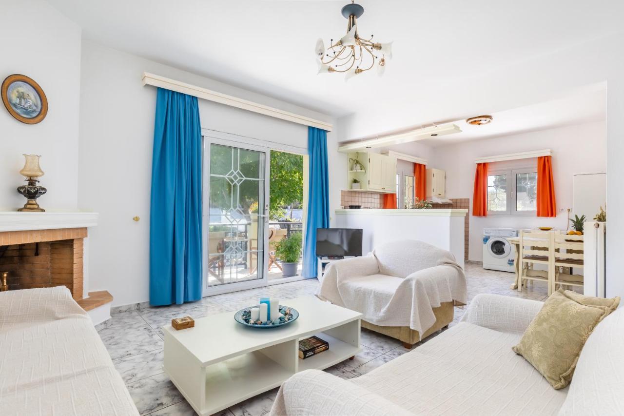 Casa Mia - 5 Min From Stafilos Beach Скопелос Экстерьер фото