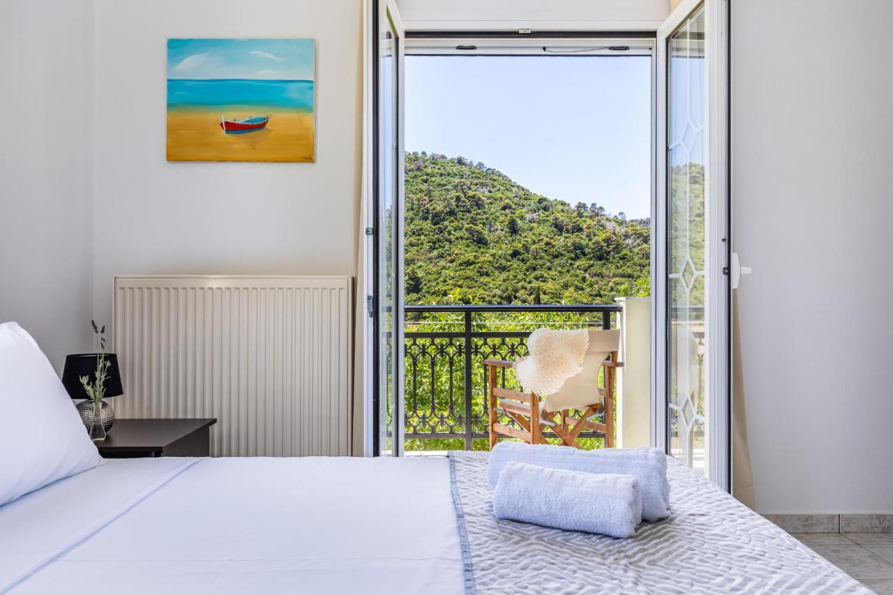 Casa Mia - 5 Min From Stafilos Beach Скопелос Экстерьер фото